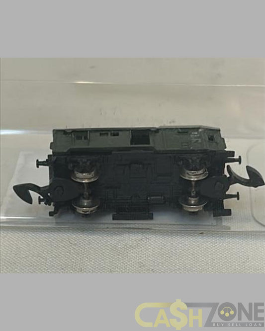 MODEL TRAIN IN PLASTIC DISPLAY BOX SILVER