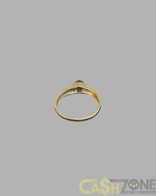 Ladies 9ct Yellow Gold Ring With Blue Stone and Clear Stones
