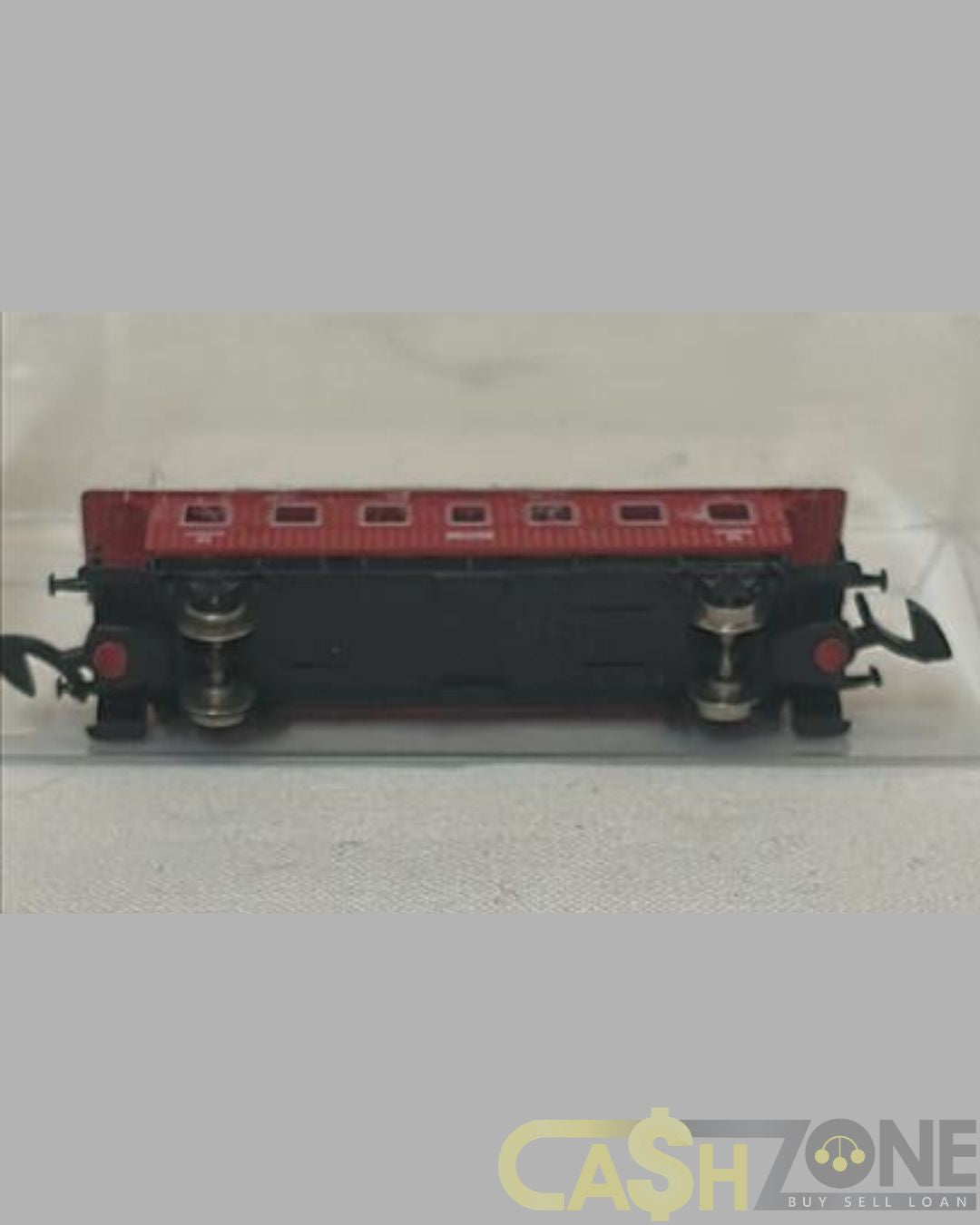 MODEL TRAIN IN PLASTIC DISPLAY BOX RED GREY