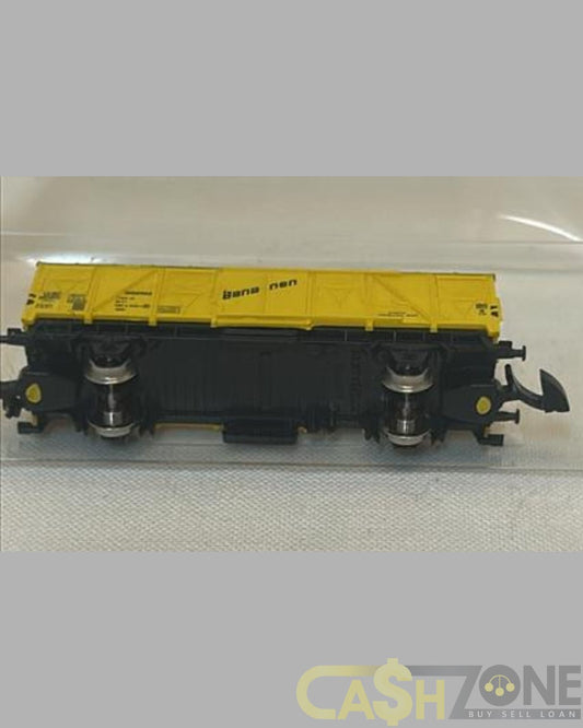 MODEL TRAIN IN PLASTIC DISPLAY BOX YELLOW