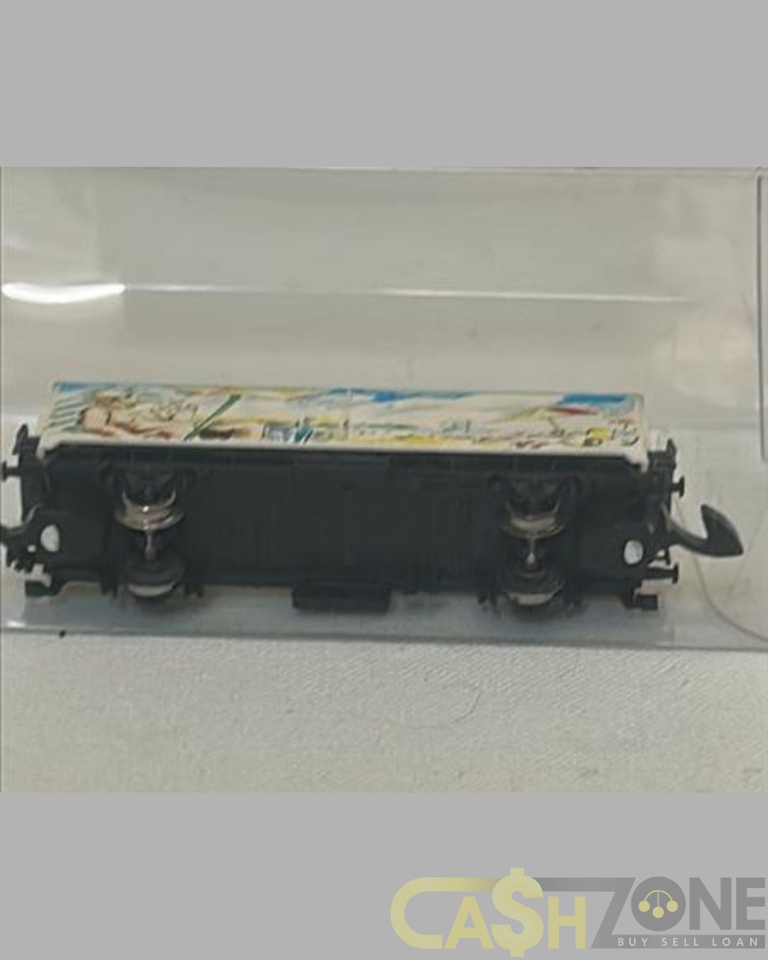 MODEL TRAIN IN PLASTIC DISPLAY BOX BLUE WHITE