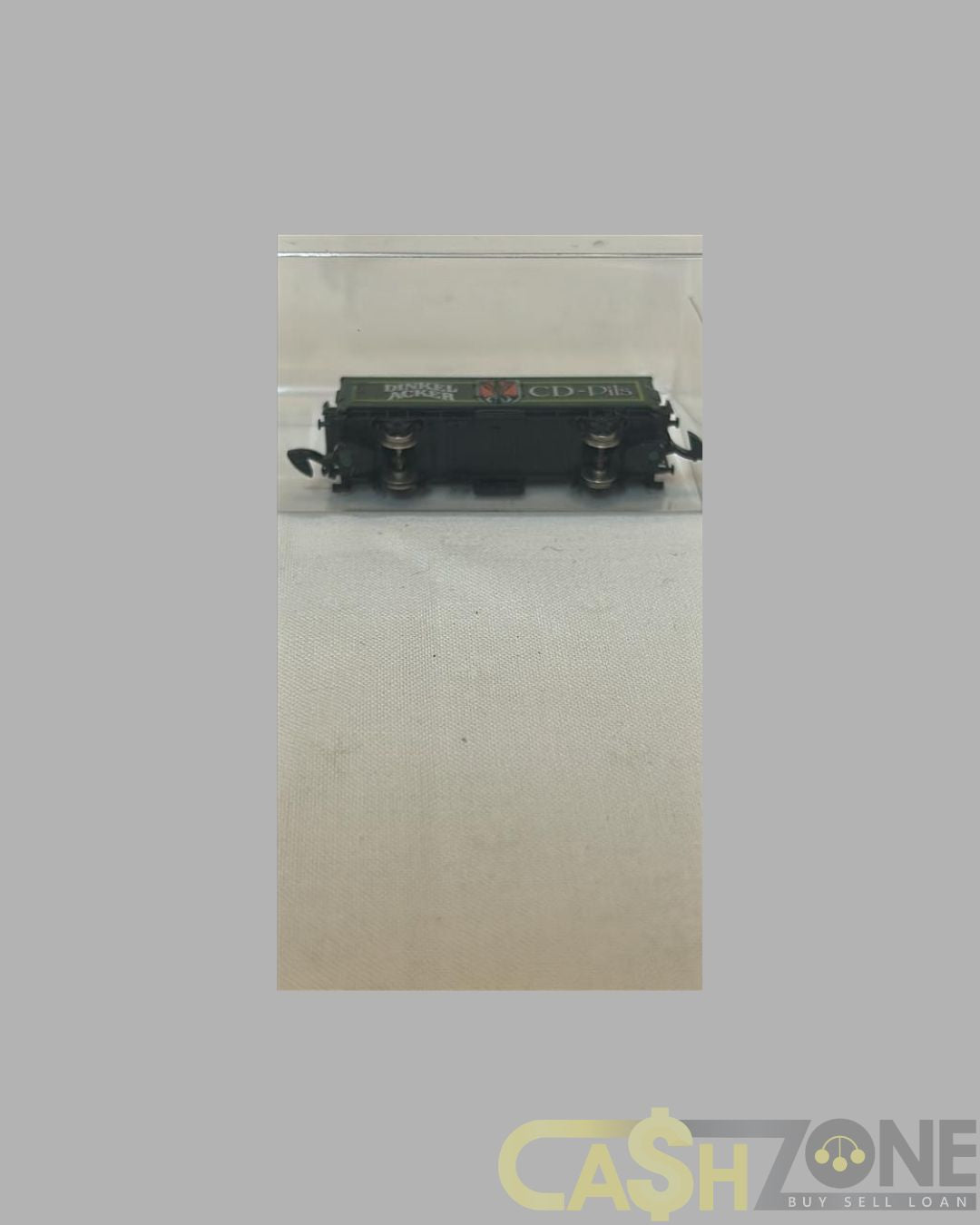 MODEL TRAIN IN PLASTIC DISPLAY BOX DINKLE ARKER