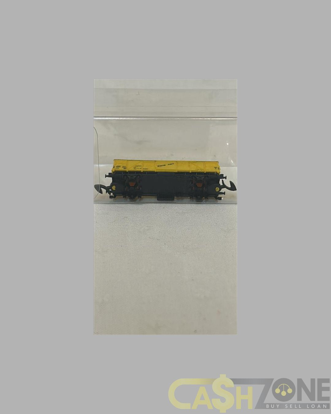 MODEL TRAIN IN PLASTIC DISPLAY BOX YELLOW