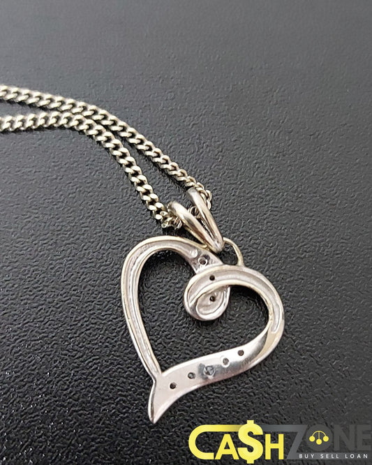 Ladies 9ct White Gold Chain With Heart Pendant
