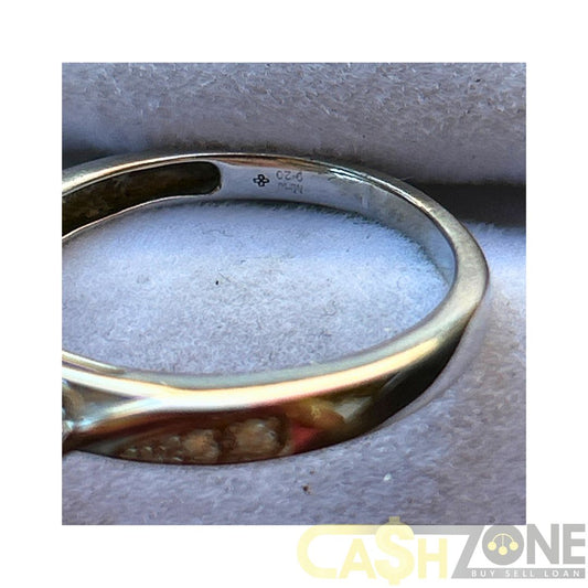 10CT Ladies White Gold Ring W/Clear Stones