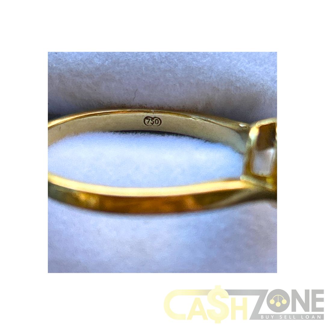 18CT Ladies Yellow Gold Hook Shaped Ring W/ Clear Stones