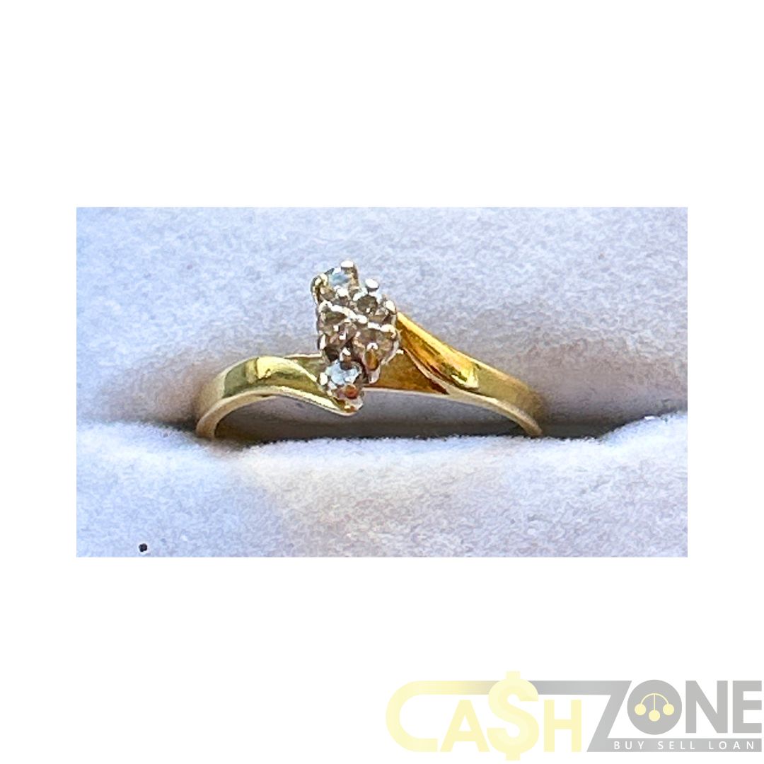 Ladies 18ct Yellow Gold Clear Stone Ring