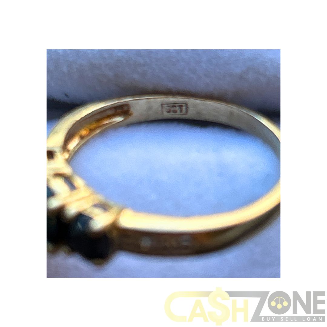 Ladies 9ct Yellow Gold Black Stone Ring