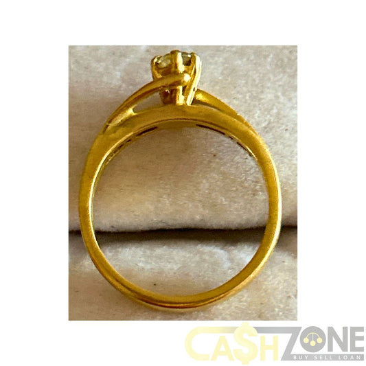 Ladies 9ct Yellow Gold Clear Stone Ring