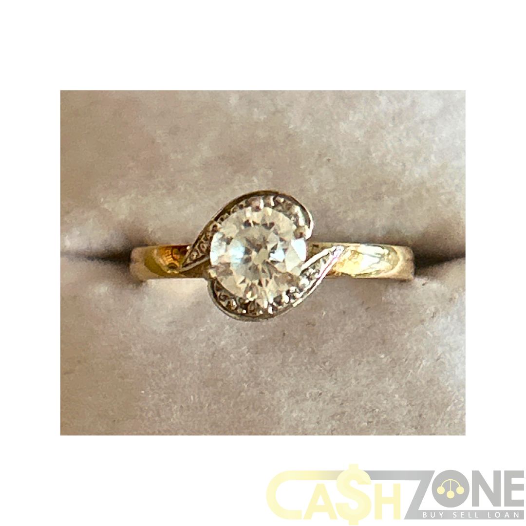 Ladies 9ct Yellow Gold Solitaire Style Clear Stone Ring