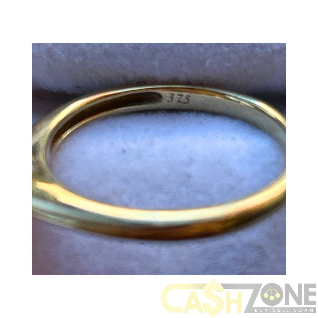 Ladies 9ct Yellow Gold Solitaire Clear Stone Ring