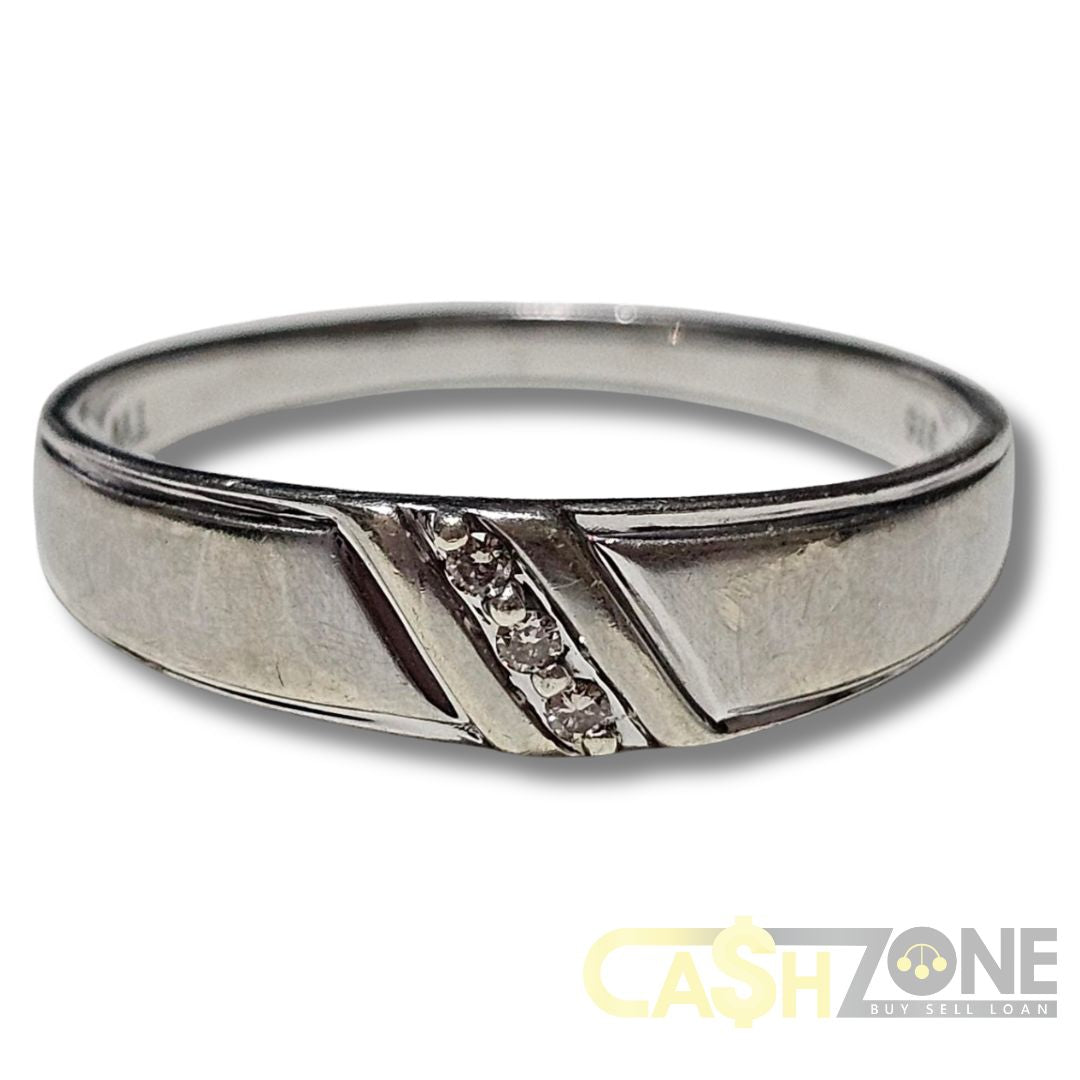 9CT Mens White Gold Ring W/ Clear Stones