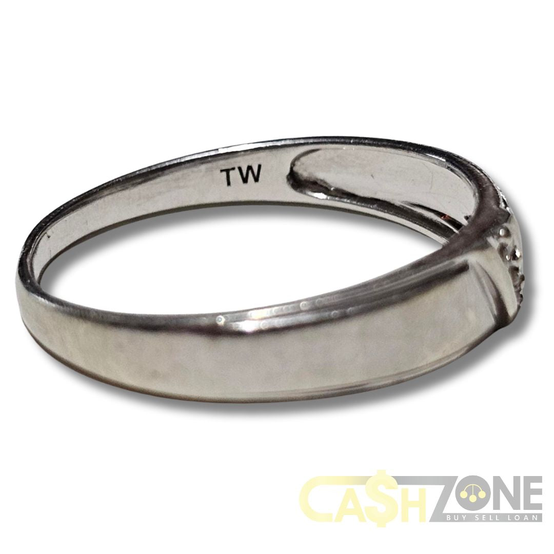 9CT Mens White Gold Ring W/ Clear Stones