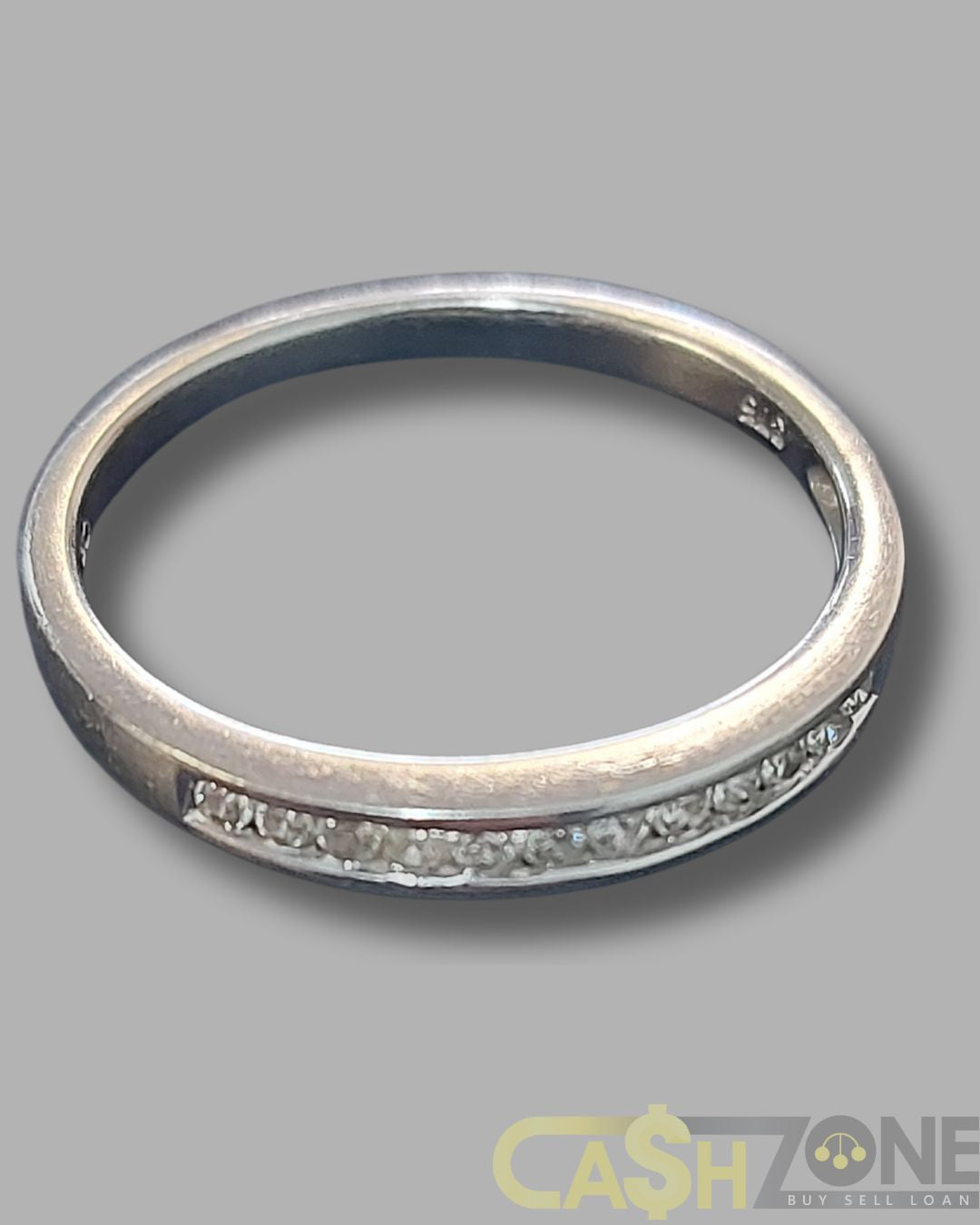 Ladies 9ct White Gold Clear Stone Ring