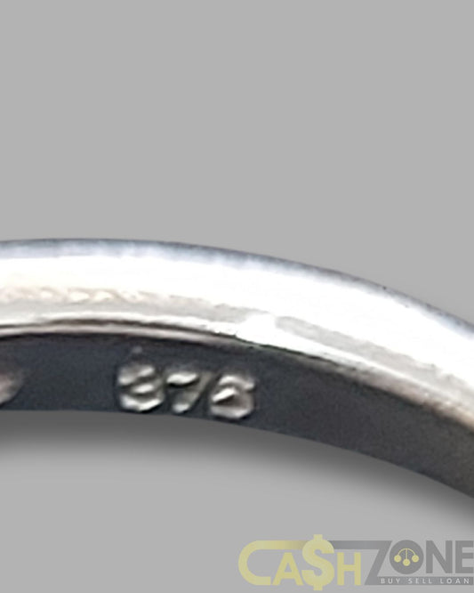 Ladies 9ct White Gold Clear Stone Ring