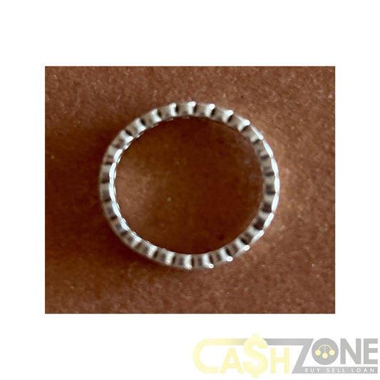 Ladies Silver Ring W/ Clear Stones