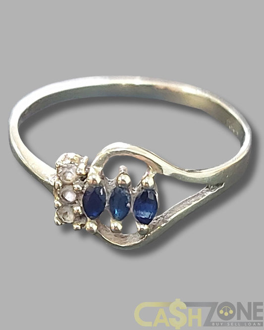Ladies 14ct White Gold 3 Blue Stone Ring