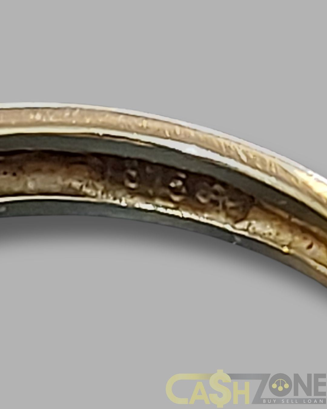 9ct Yellow Gold Ladies Clear Stone Ring