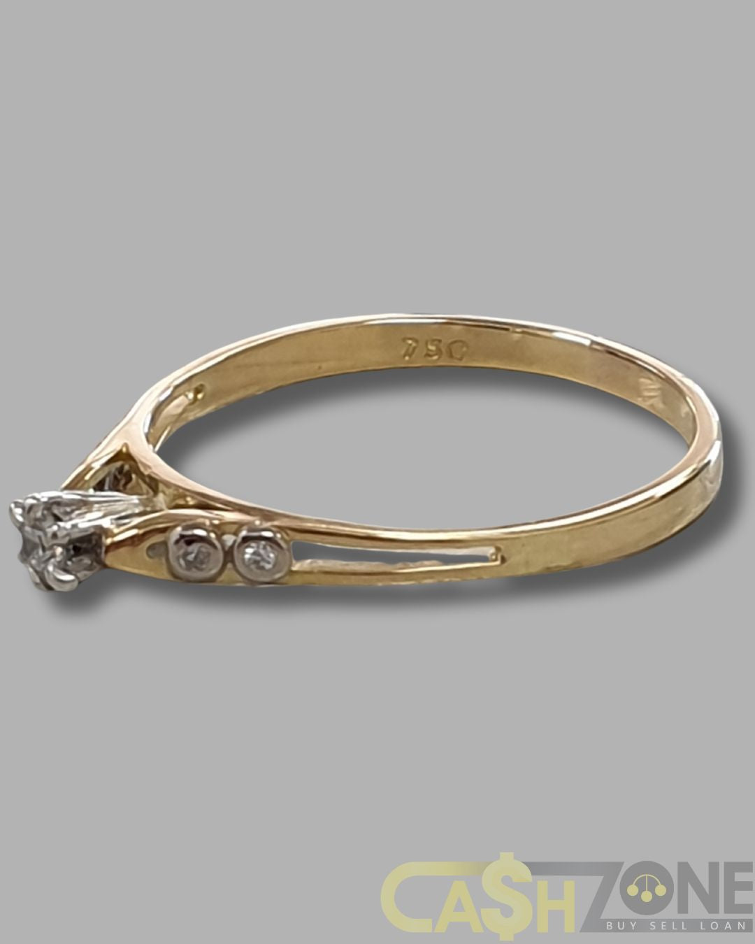 Ladies 18ct Yellow Gold Vintage Style Clear Stone Ring