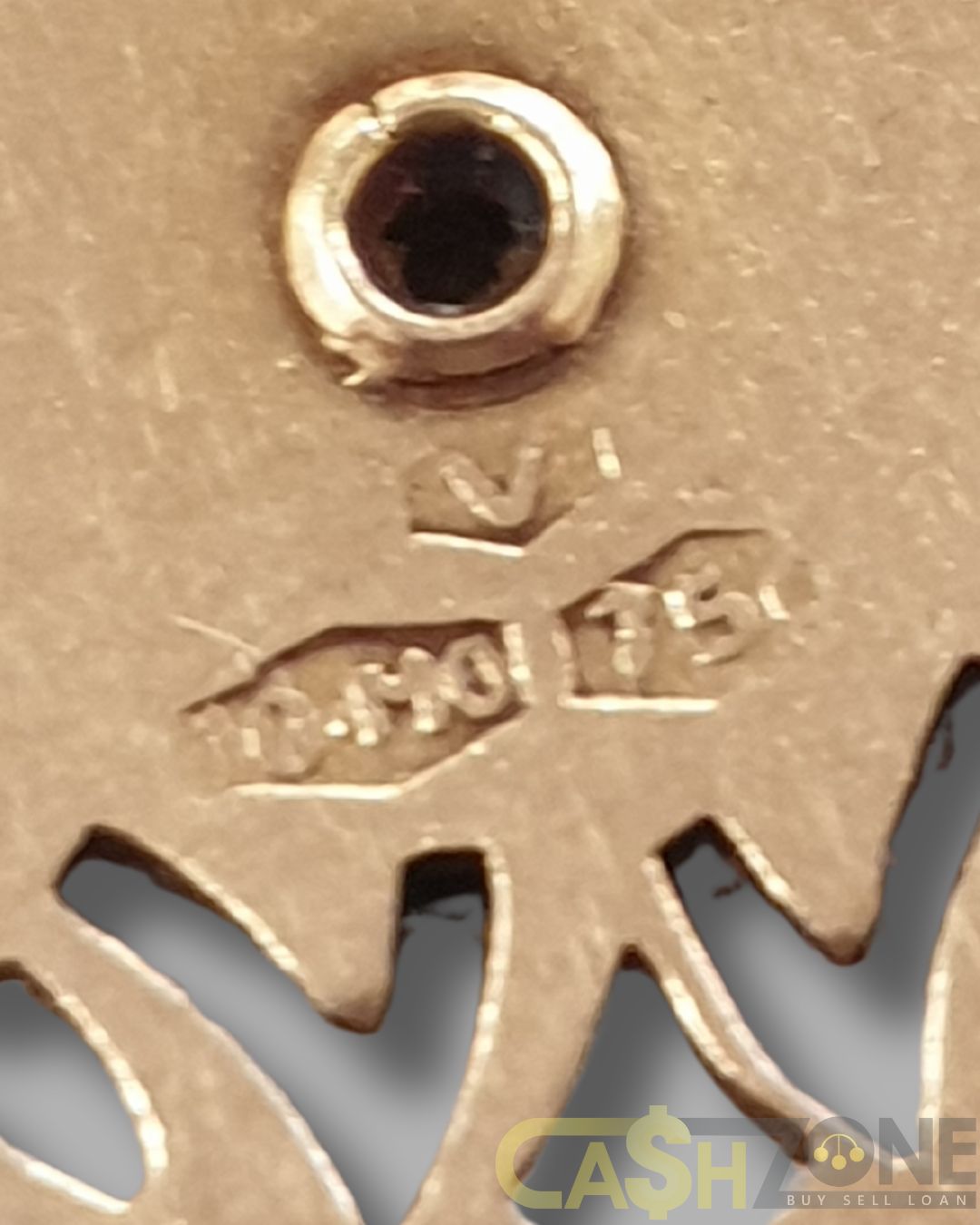 18ct Yellow Gold Virgin Mary Pendant