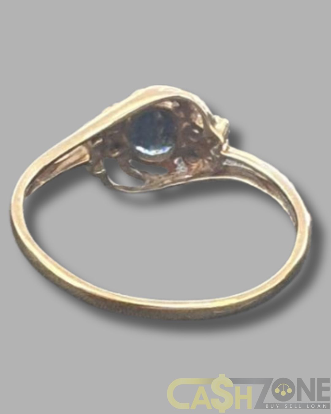 Ladies 9ct Yellow Gold Ring With Blue Stone