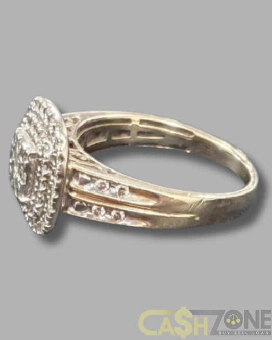 Ladies 9ct Yellow Gold Ring W/ 57 Clear Stones