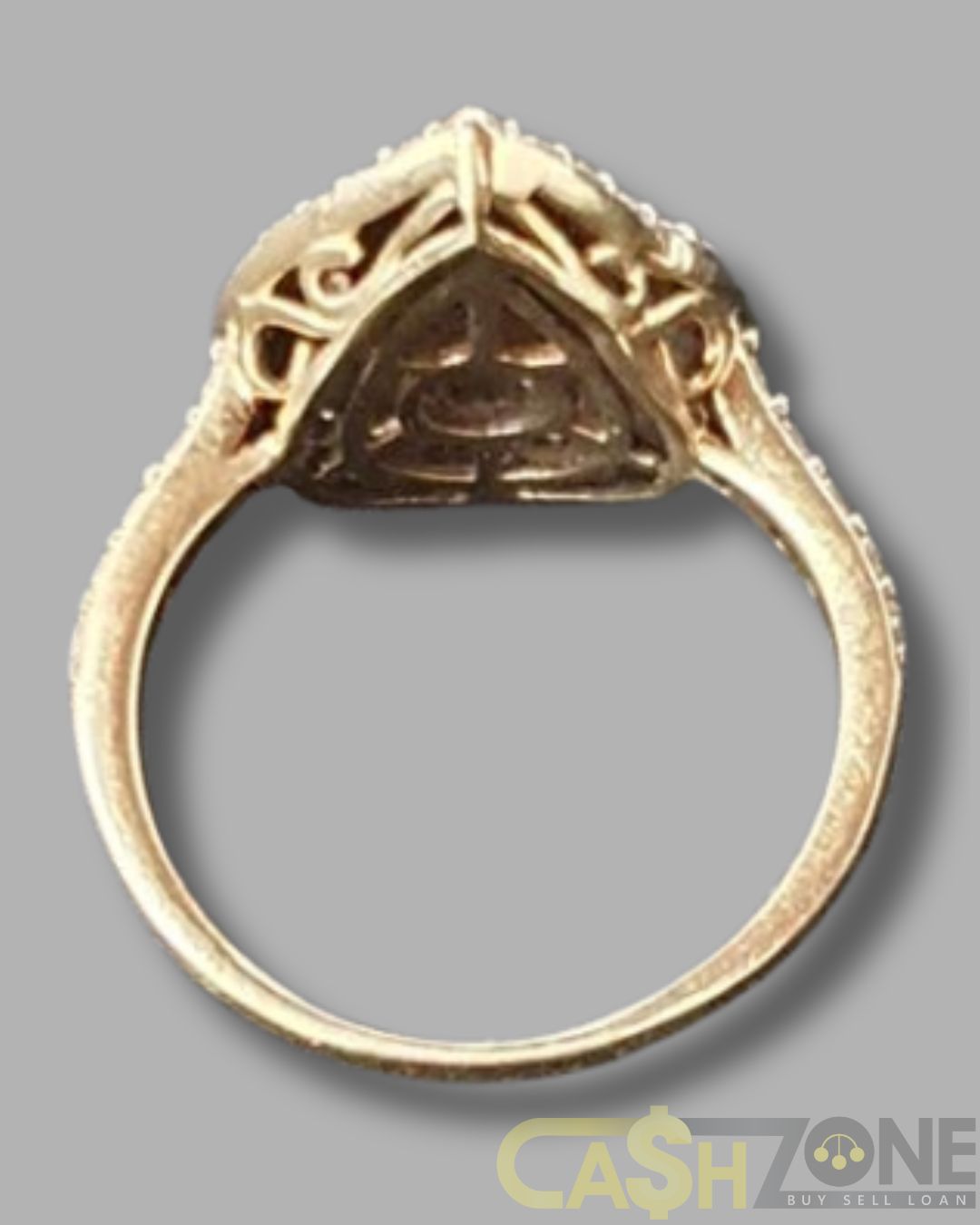 Ladies 9ct Yellow Gold Tear Drop Ring With Clear Stones