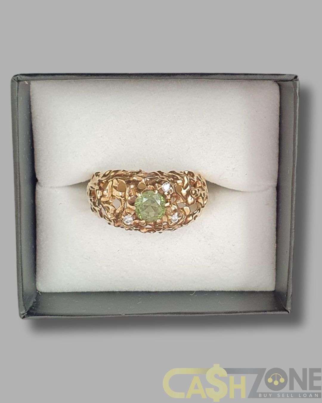 Ladies 9ct Yellow Gold Raw Design Green Stone Ring