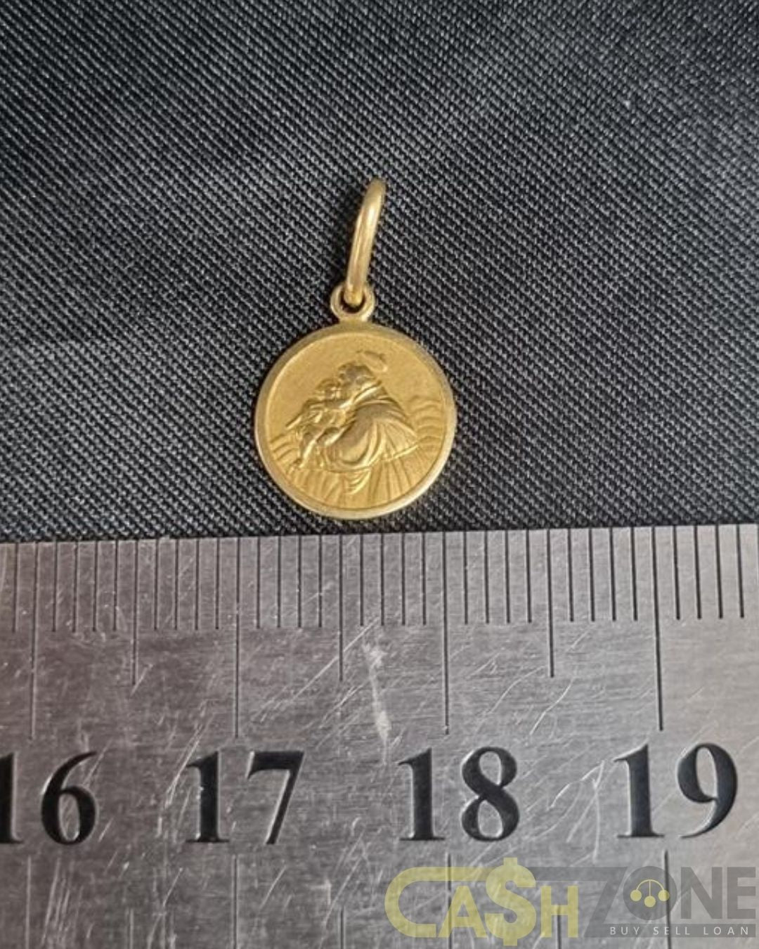 18ct Yellow Gold St. Christopher Pendant