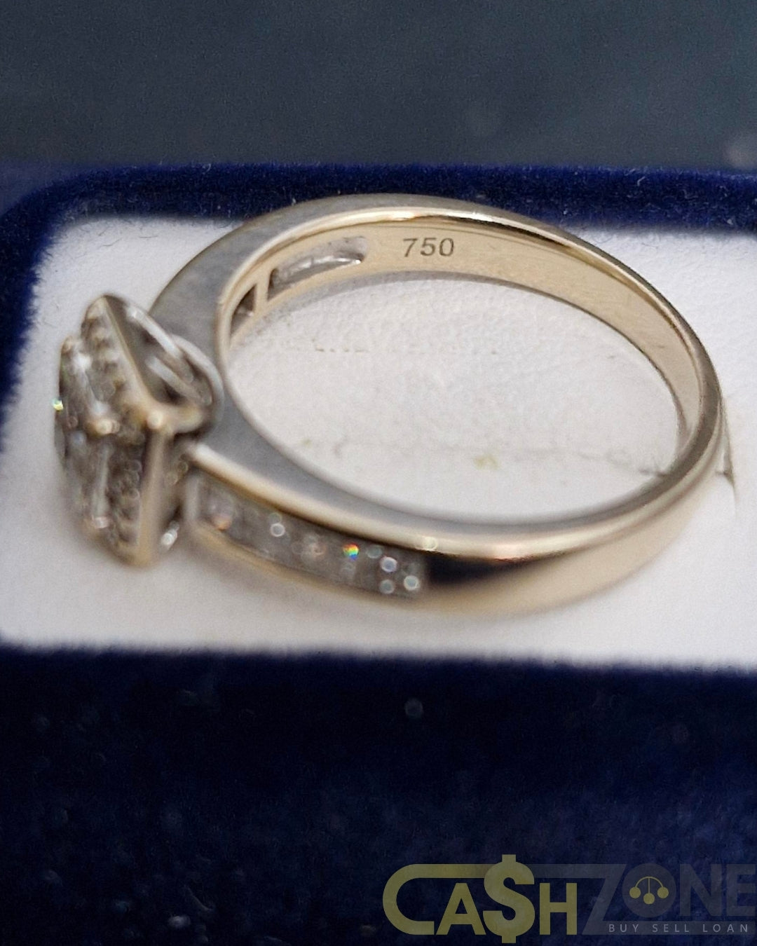 Ladies 18ct White Gold Clear Stone Ring