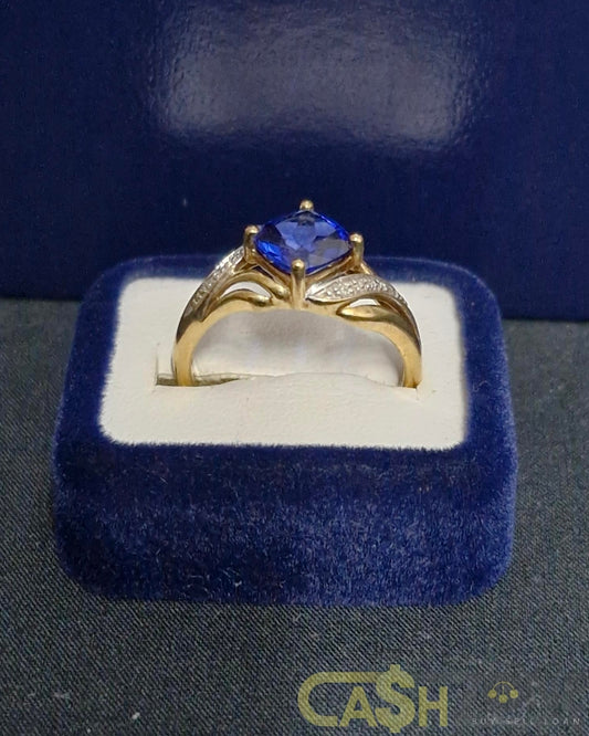 Ladies 9ct Yellow Gold Blue Stone Ring