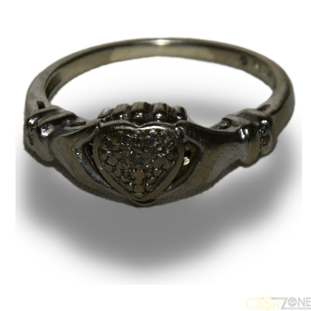 LADIES 9CT WHITE GOLD HEART RING WITH SMALL CLEAR STONES SIZE Q
