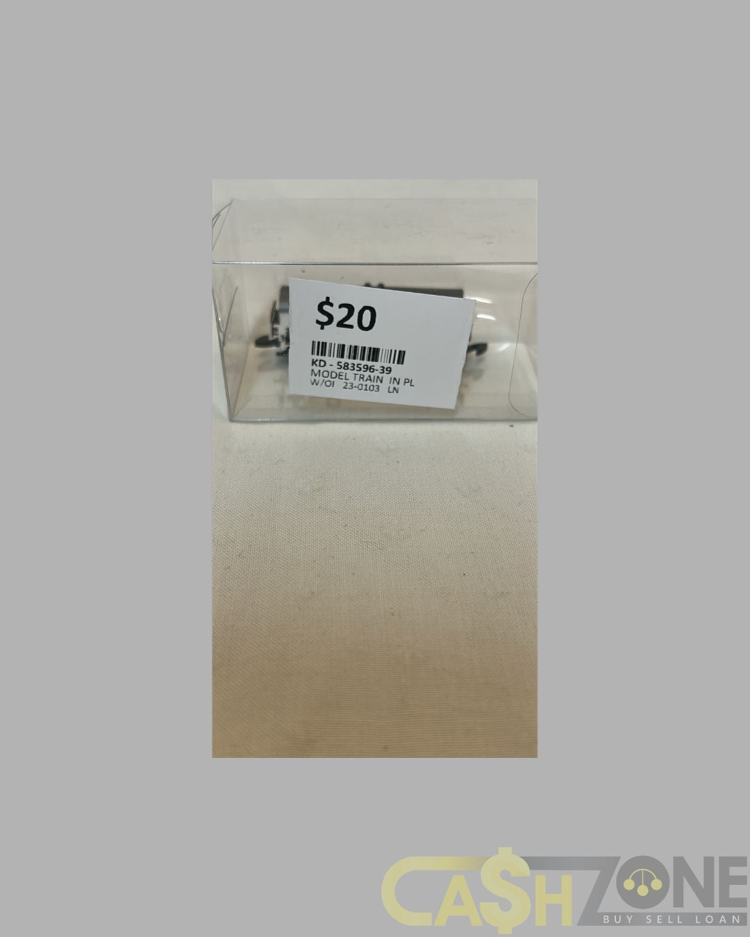 MODEL TRAIN IN PLASTIC DISPLAY BOX WHITE