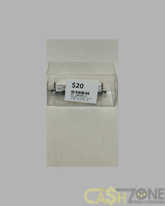 MODEL TRAIN IN PLASTIC DISPLAY BOX RAPEIII