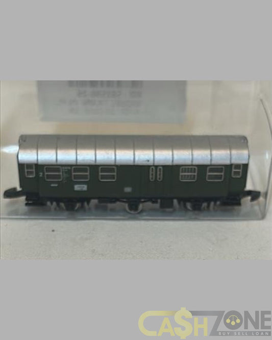 MODEL TRAIN IN PLASTIC DISPLAY BOX GREY GREEN