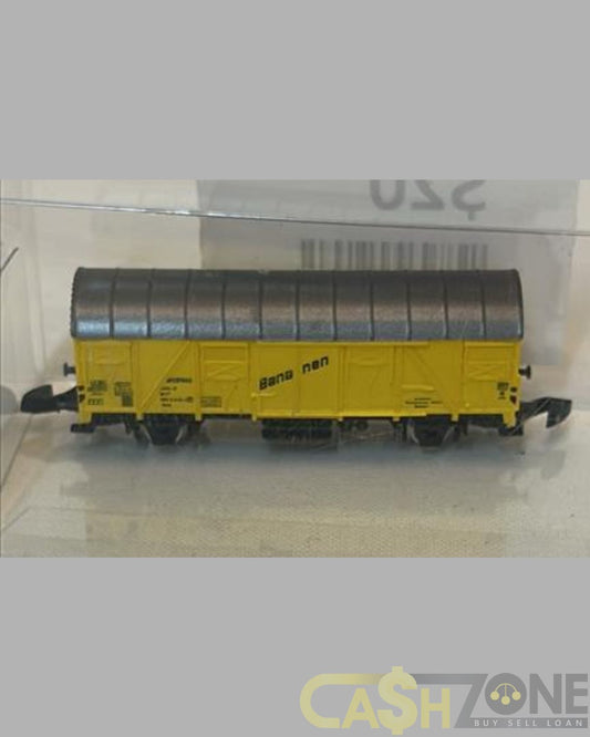 MODEL TRAIN IN PLASTIC DISPLAY BOX YELLOW