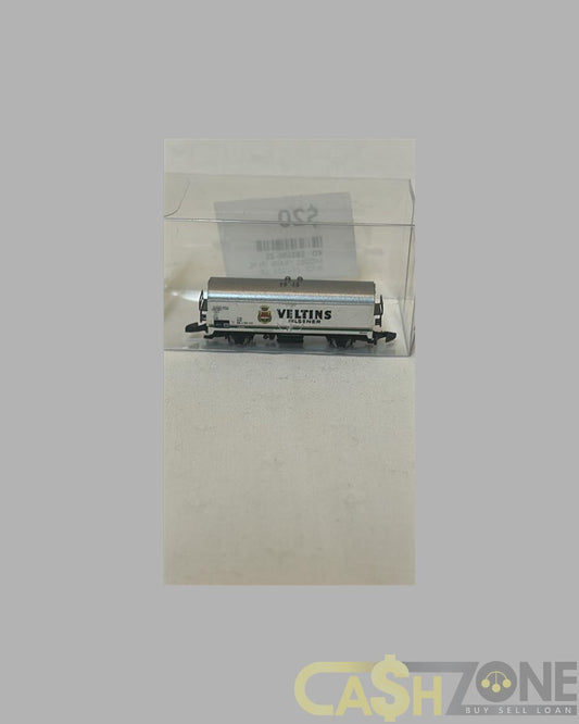 MODEL TRAIN IN PLASTIC DISPLAY BOX VELTINS