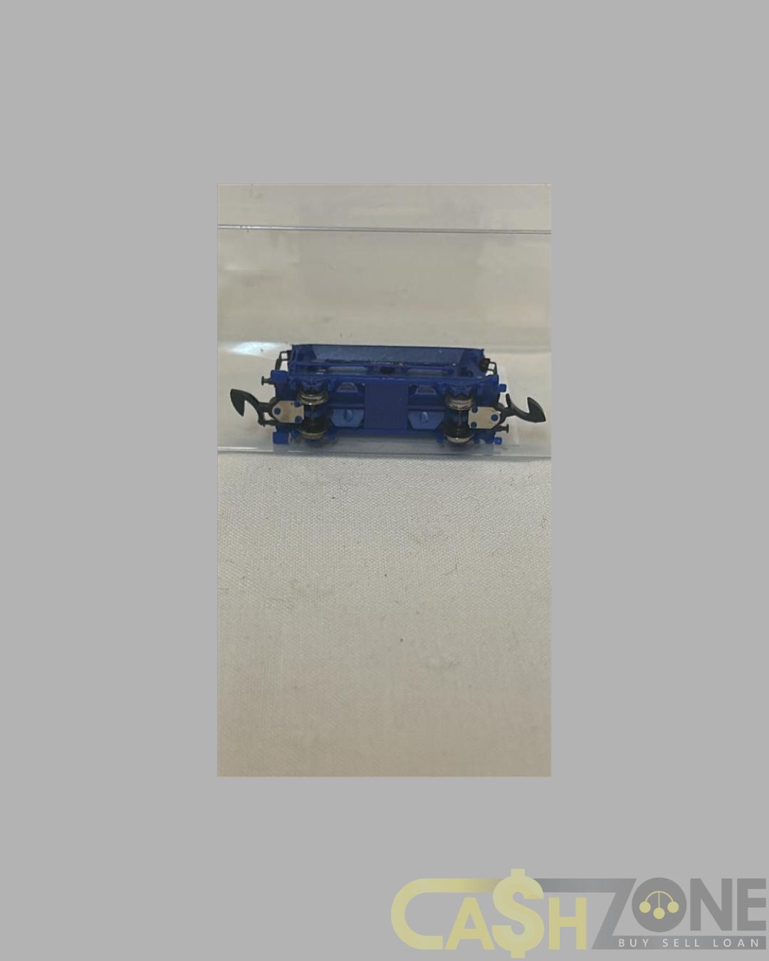 MODEL TRAIN IN PLASTIC DISPLAY BOX BLUE