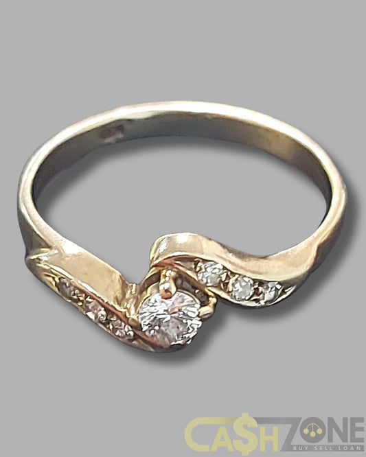 Ladies 9ct Yellow Gold Clear Stone Ring