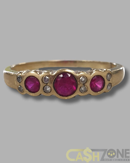 Ladies 9ct Yellow Gold Pink & Clear Stone Ring