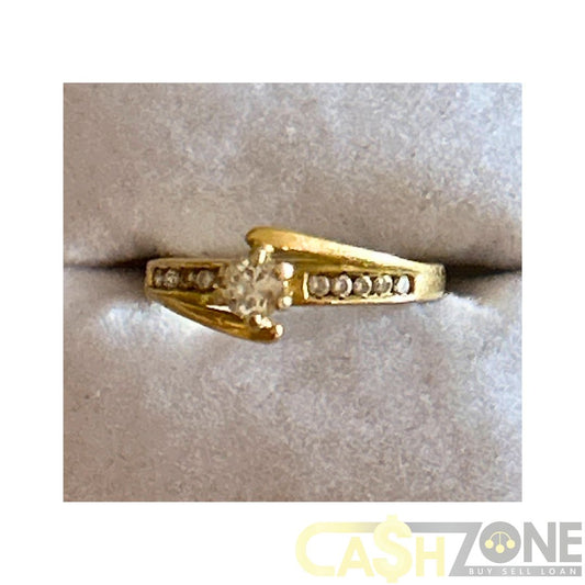 Ladies 9ct Yellow Gold Clear Stone Ring