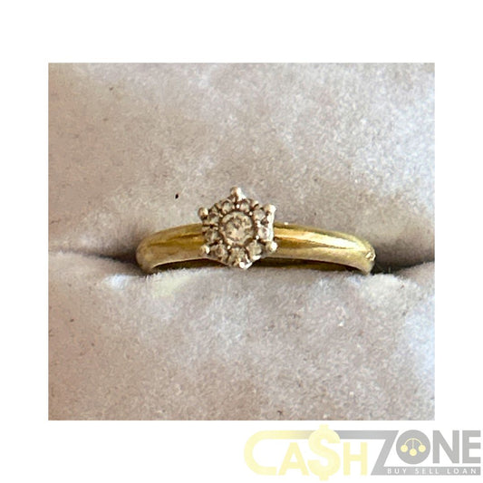 Ladies 9ct Yellow Gold Clear Stone Ring