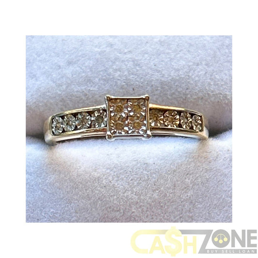 Ladies 9ct Yellow Gold Ring With 12 Clear Stones
