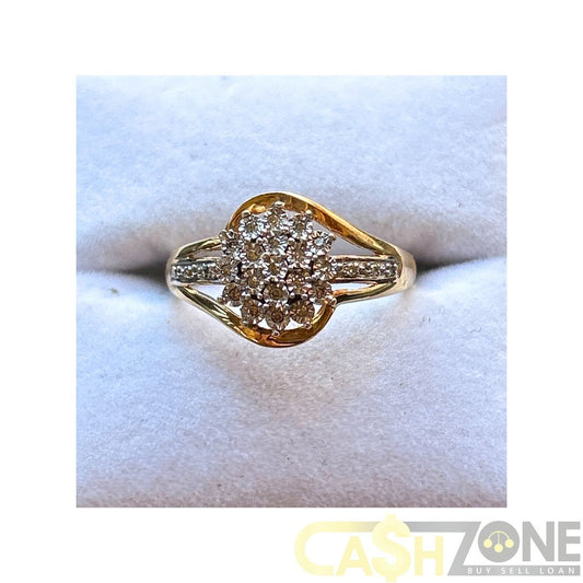 9CT Ladies Yellow Gold Ring W/Clear Stones