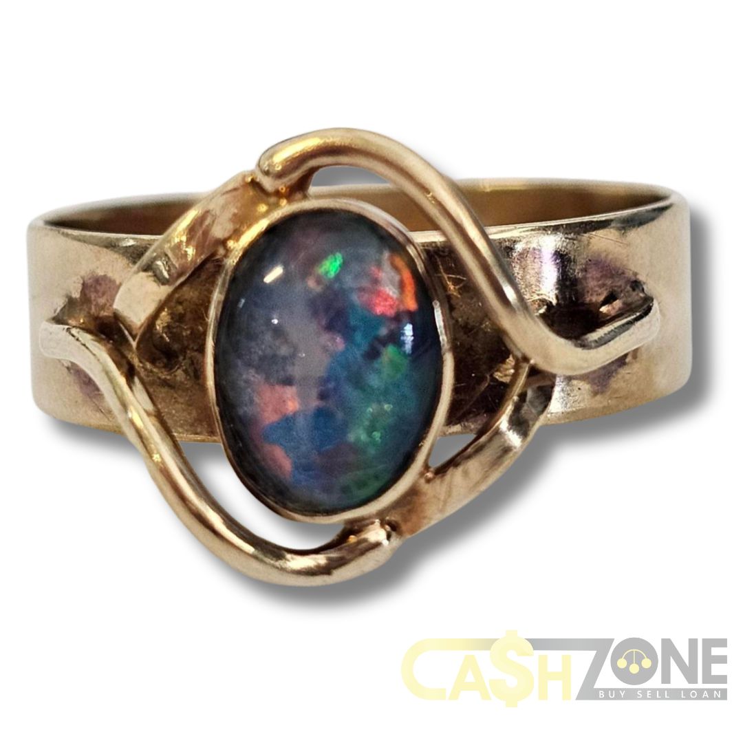 9CT Ladies Yellow Gold Oval Opal Ring