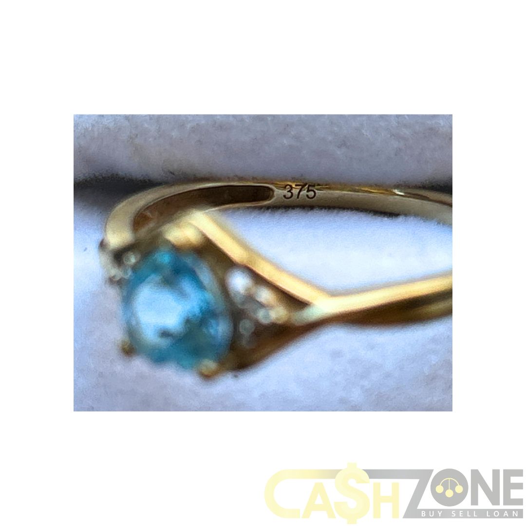 9CT Yellow Gold Ladies Ring W/ Blue Heart Stone