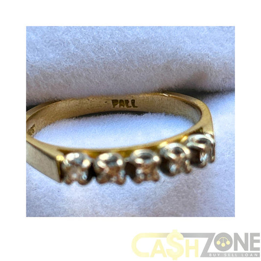 18CT Yellow Gold Ladies Ring W/ 5 Clear Stones