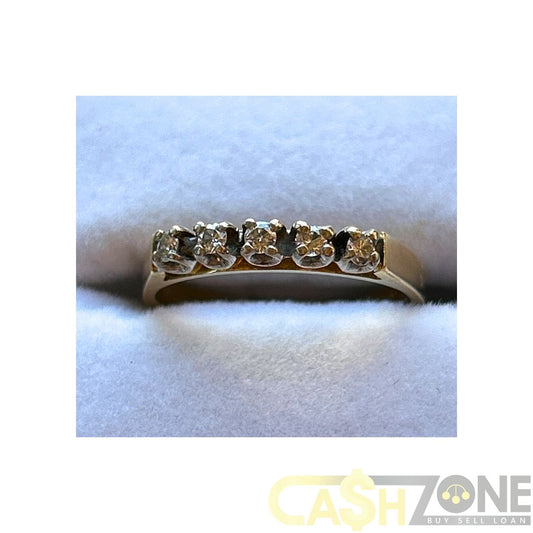 18CT Yellow Gold Ladies Ring W/ 5 Clear Stones