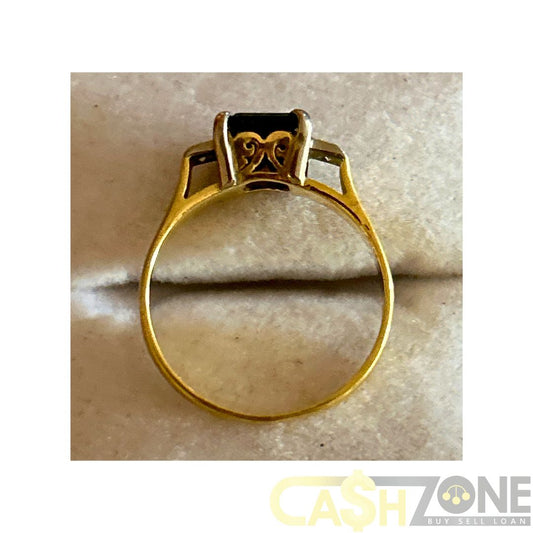 18CT Ladies Yellow Gold Ring W/ Rectangular Blue Stone