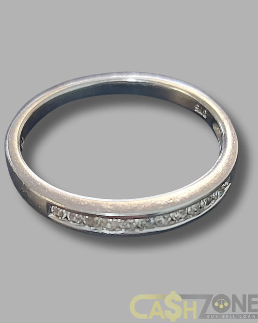 Ladies 9ct White Gold Clear Stone Ring
